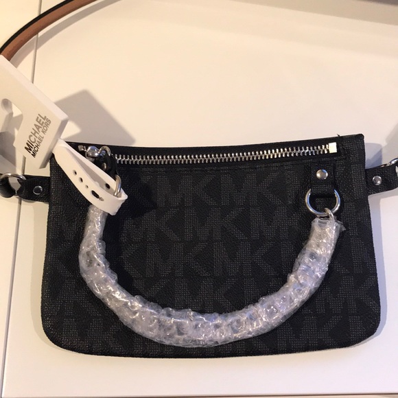 Michael Kors Accessories - MK fanny pack